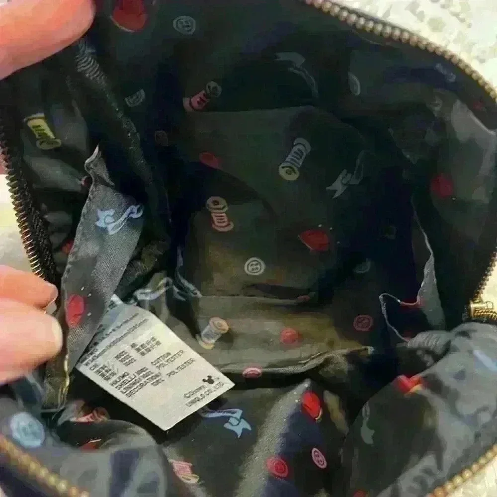 Minnie Mouse Loves Dots‎ change purse